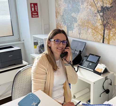 3B169DE0-8459-4292-89F8-4153A9340567_1_201_a